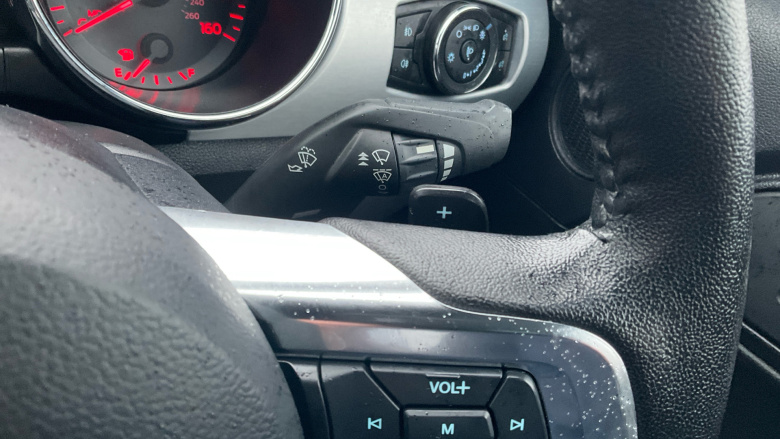 Ford Mustang 5.0 V8 GT 2dr Auto Petrol Coupe